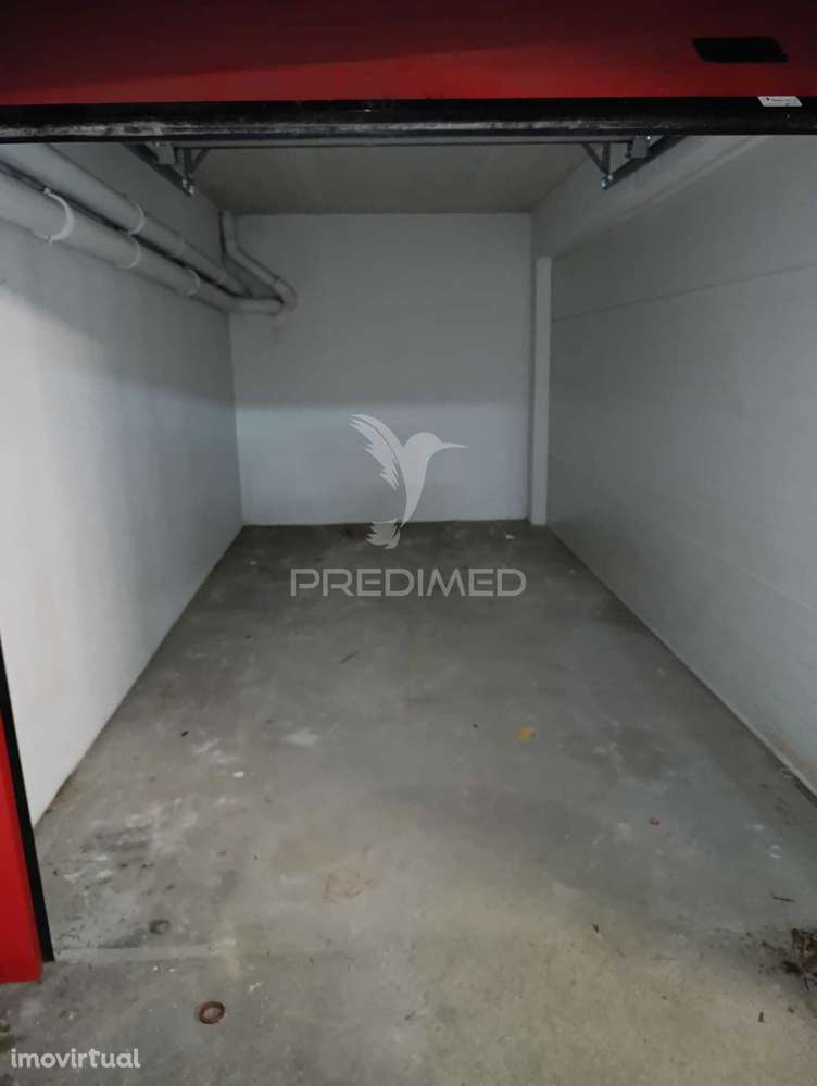 Arrenda se Box  Pinheirinhos/Setúbal - Grande imagem: 2/2