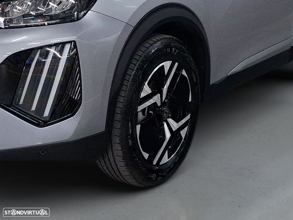 Peugeot 2008 1.2 Hybrid Allure e-DCS6 — photo 4