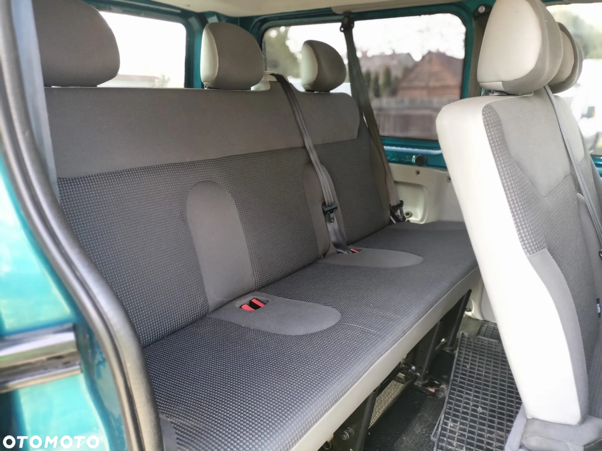 Opel Vivaro L2H1 2.9t MTA - 12