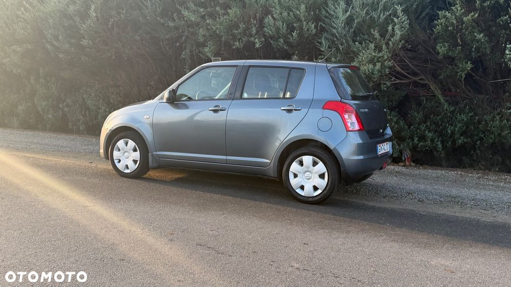 Suzuki Swift - 21