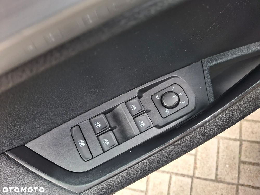 Skoda Karoq 1.5 TSI ACT 4x2 Ambition - 16