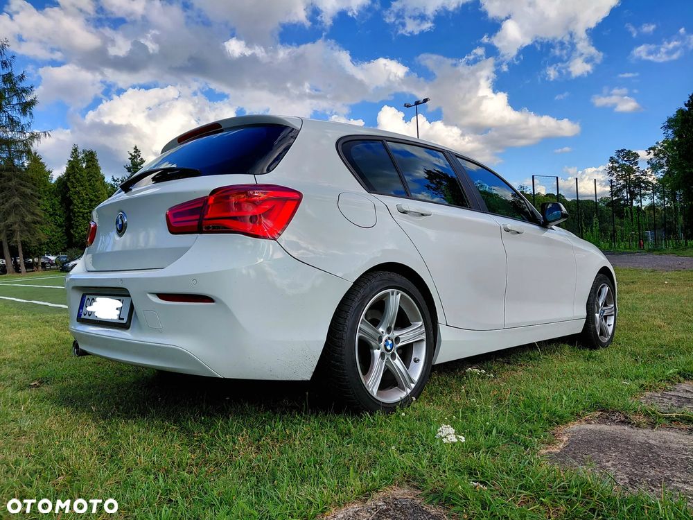 BMW Seria 1 120d Sport-Aut Sport Line - 1