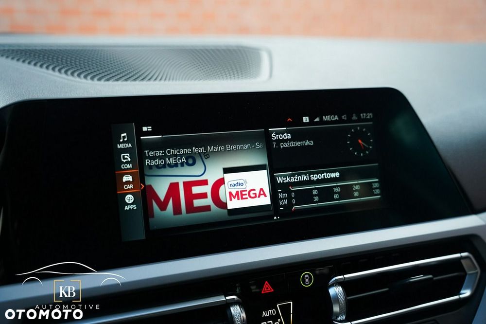 BMW Seria 3 318i - 17