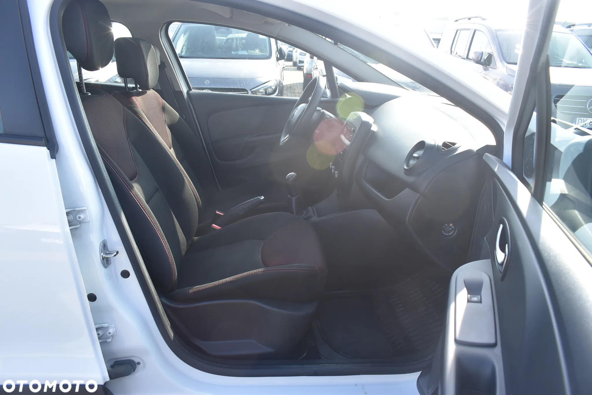 Renault Clio 1.5 dCi Business - 18