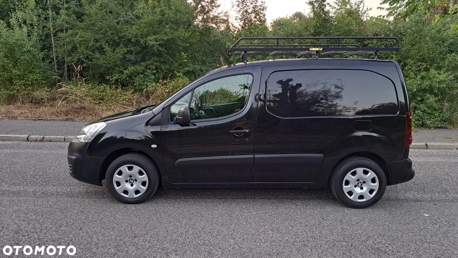 Ford Transit Connect - 33