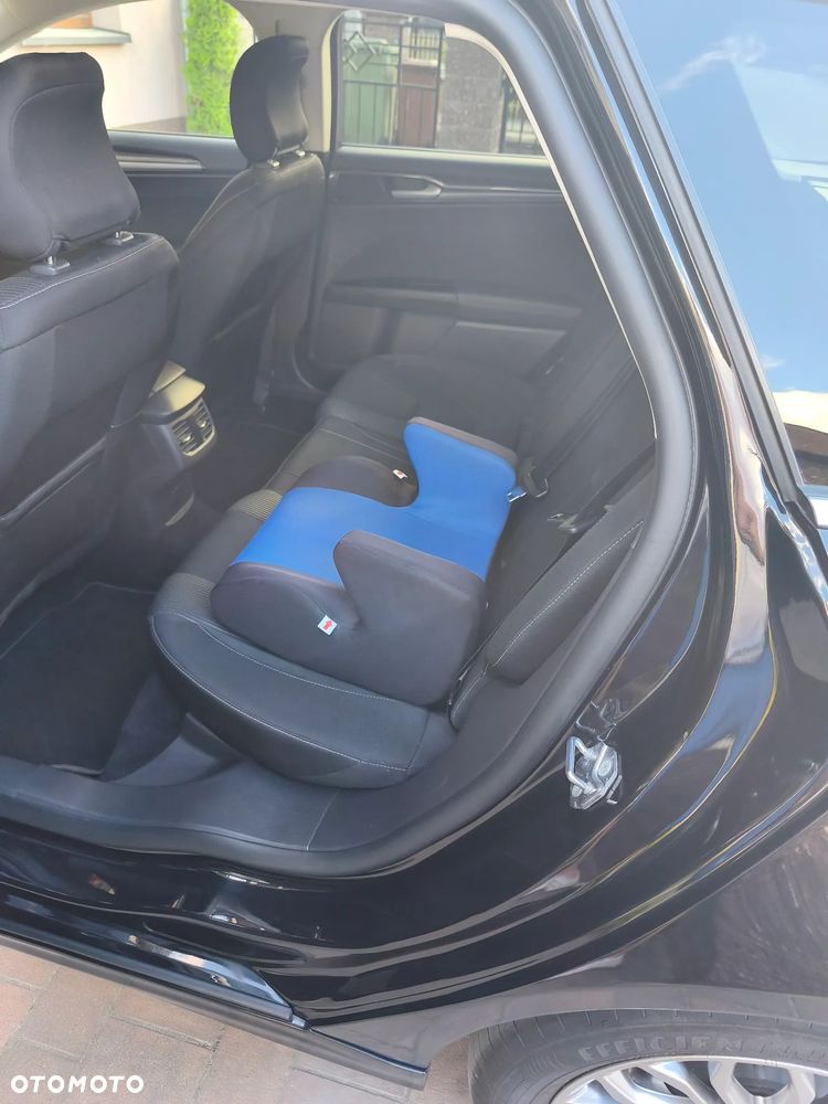 Ford Mondeo 2.0 EcoBlue Titanium - 19