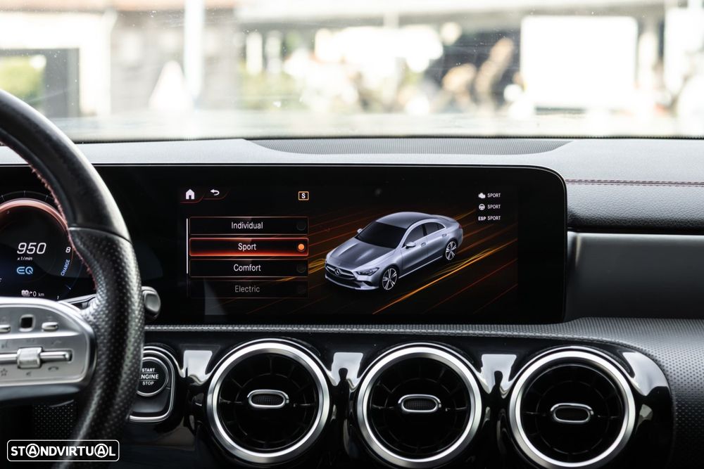 Mercedes-Benz CLA 250 e AMG Line - 38