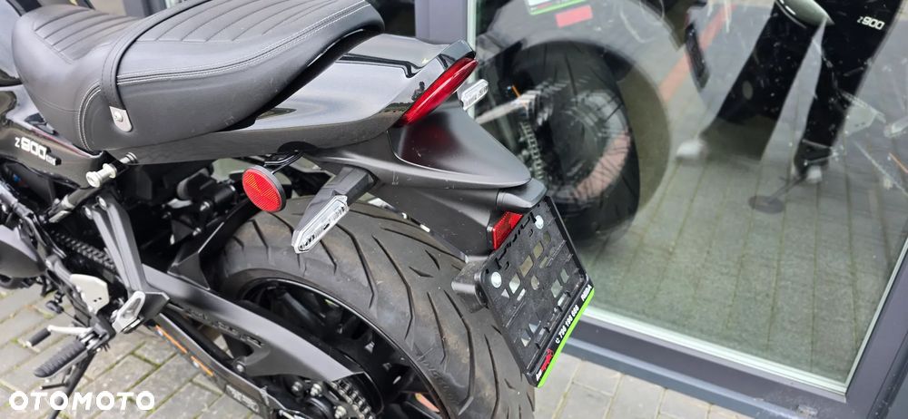 Kawasaki Z 900 RS - 37