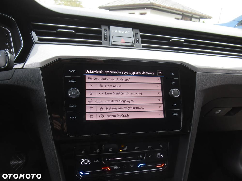 Volkswagen Passat 2.0 TDI EVO Business - 22