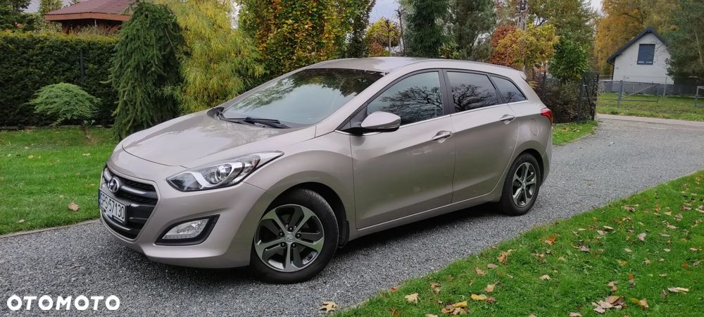 Hyundai i30 1.6 GDI Premium - 1