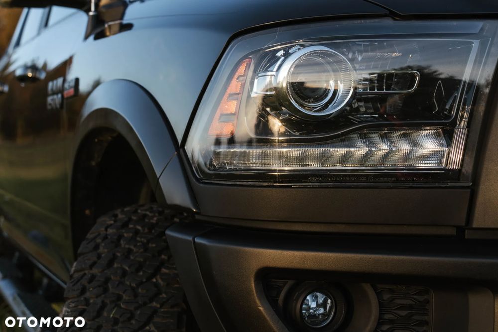 Dodge RAM 5.7 4x4 - 9