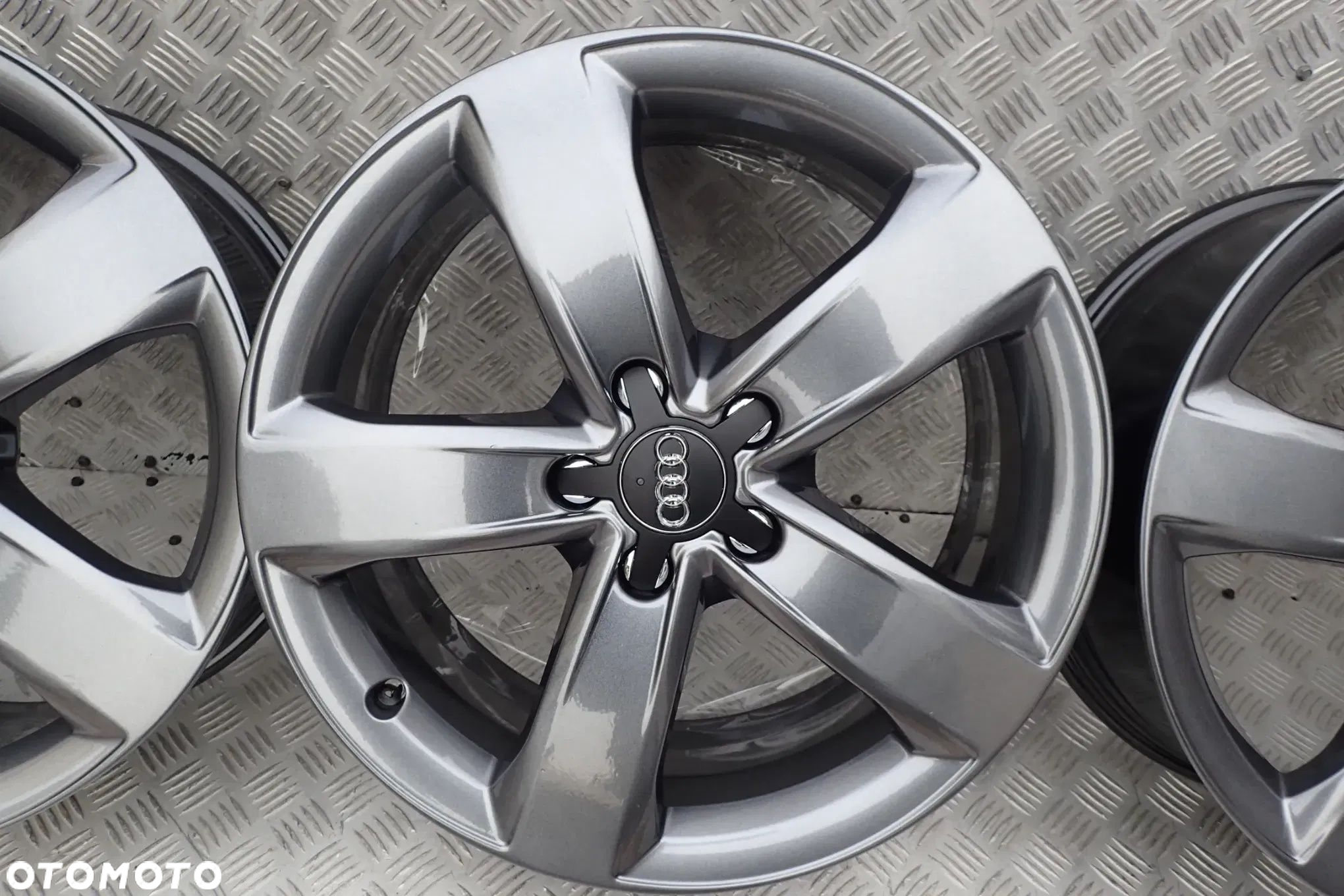 FELGI ALUMINIOWE audi 7,5Jx18 ET 37 5x112 4G0601025M - 6