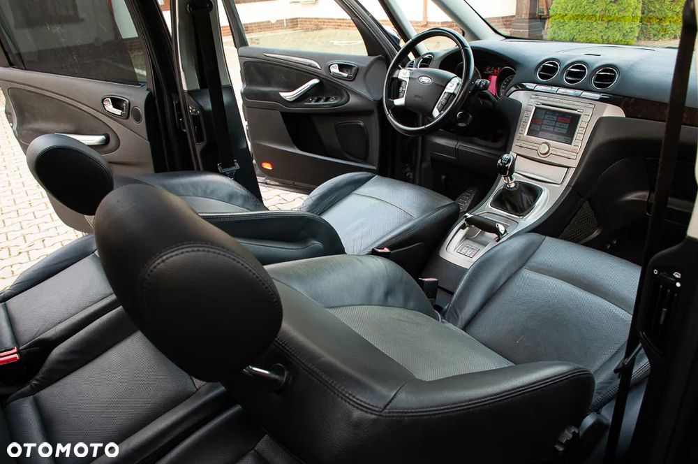 Ford Galaxy 2.0 TDCi Ghia - 5