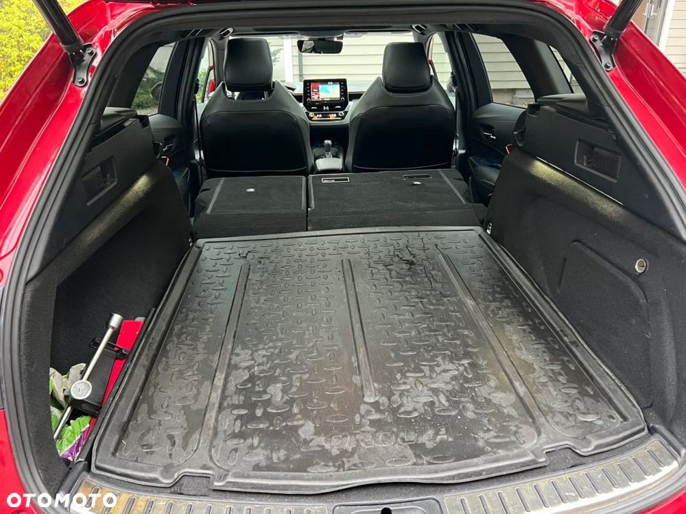 Toyota Corolla 2.0 Lounge - 31