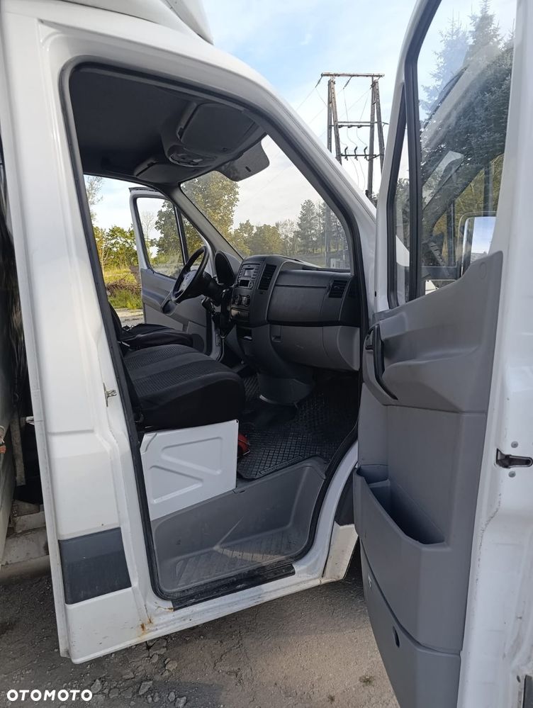 Mercedes-Benz Sprinter - 7