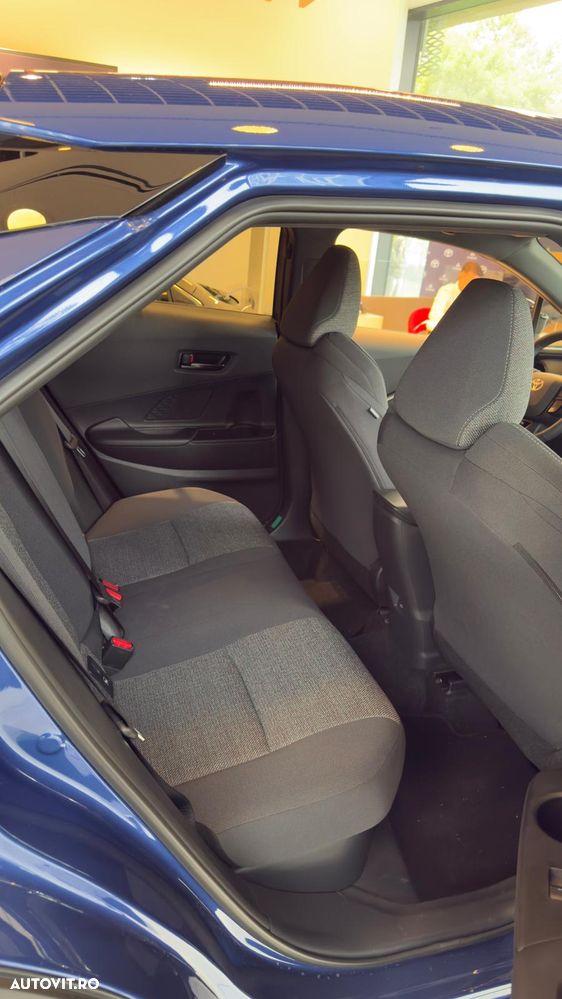 Toyota C-HR 1.8 HEV 140 CP 4x2 CVT Dynamic - 24