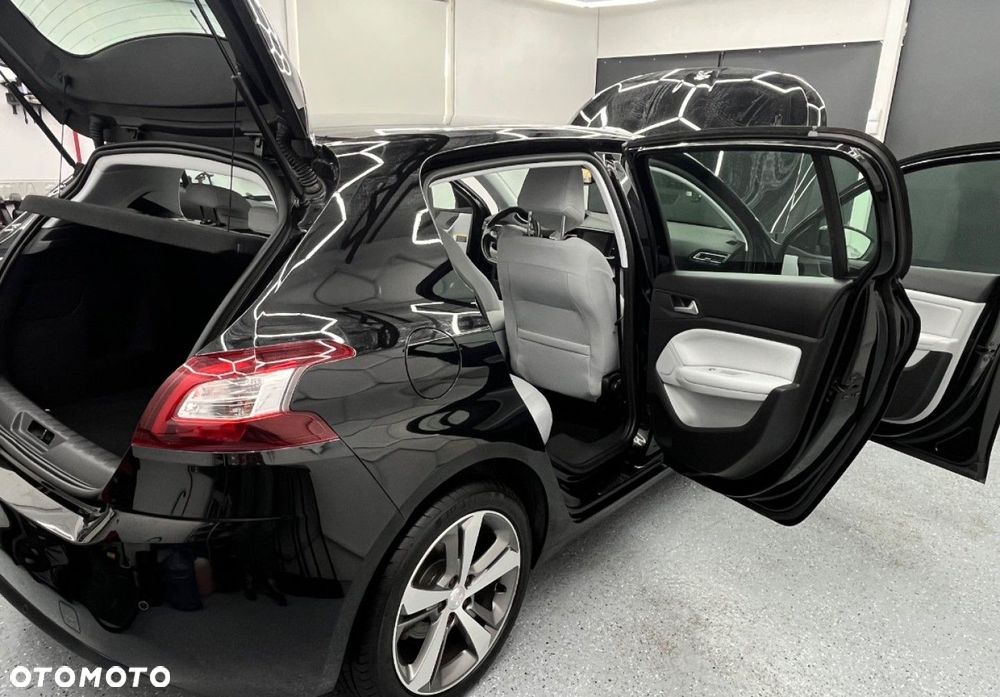 Peugeot 308 - 32