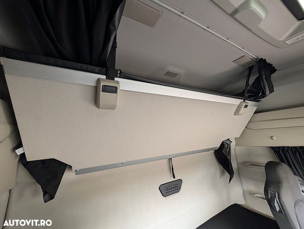 Iveco S-Way 490 - 24