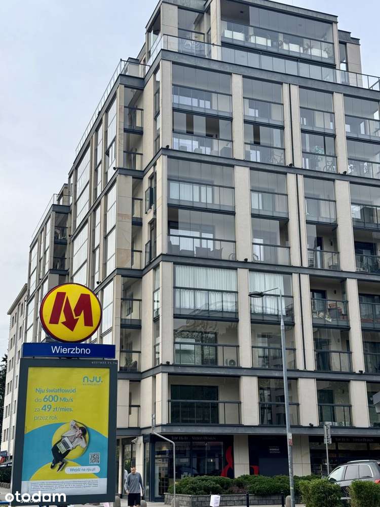 Nowoczesne mieszkanie na Mokotowie / metro