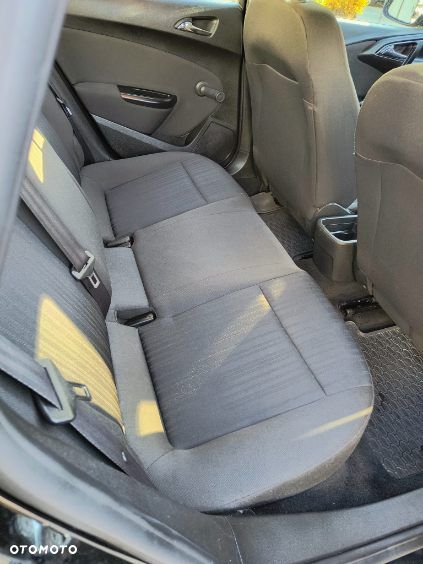 Opel Astra 1.6 CDTI Essentia - 9