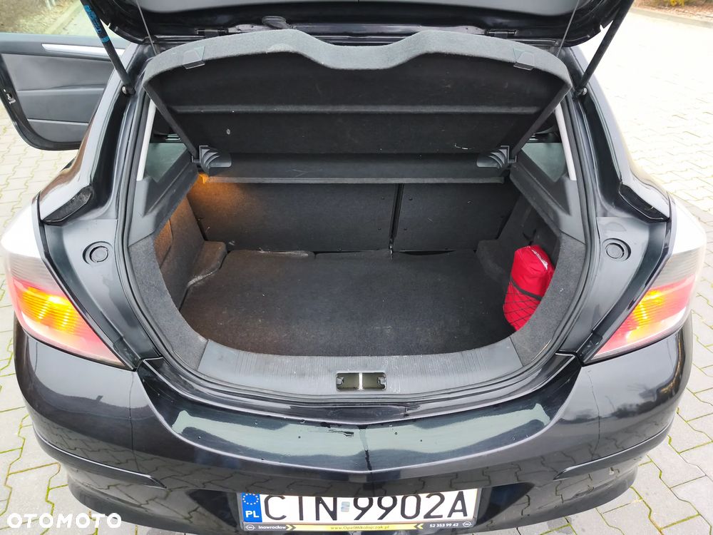 Opel Astra 1.4 - 8