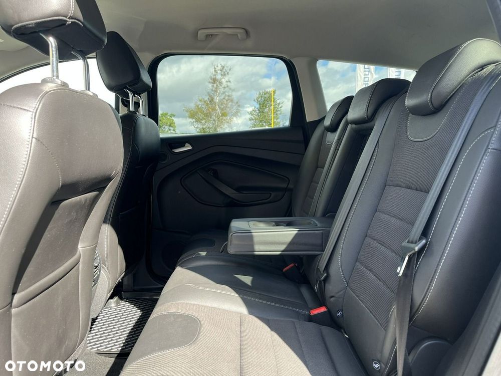 Ford Kuga - 14