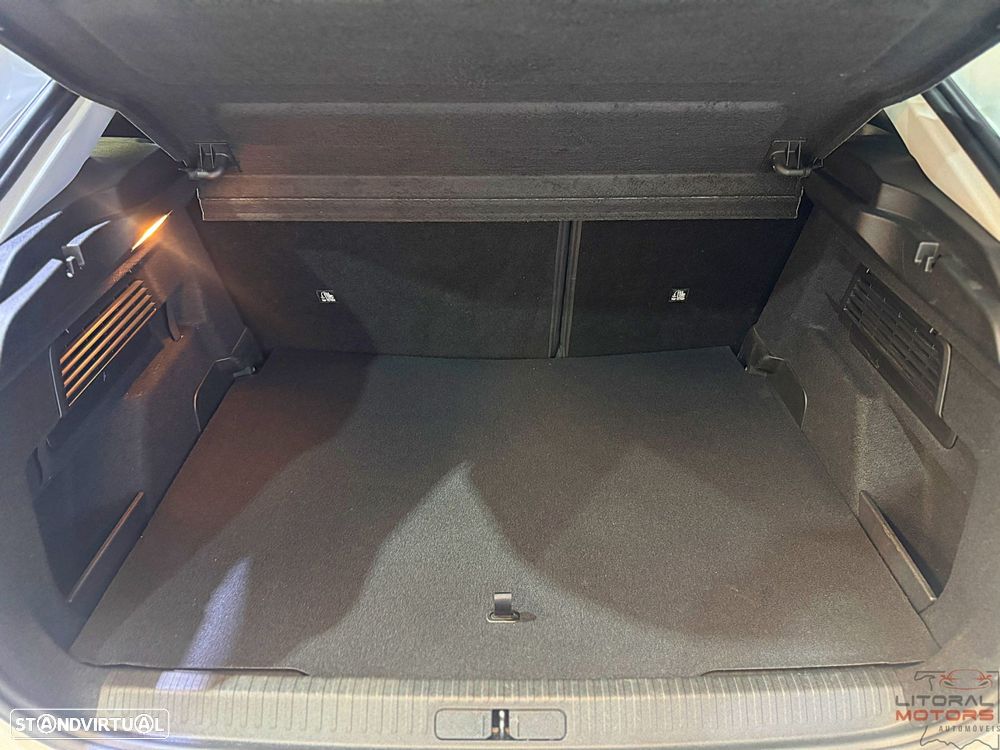 Citroën C4 1.2 PureTech Plus EAT8 - 10