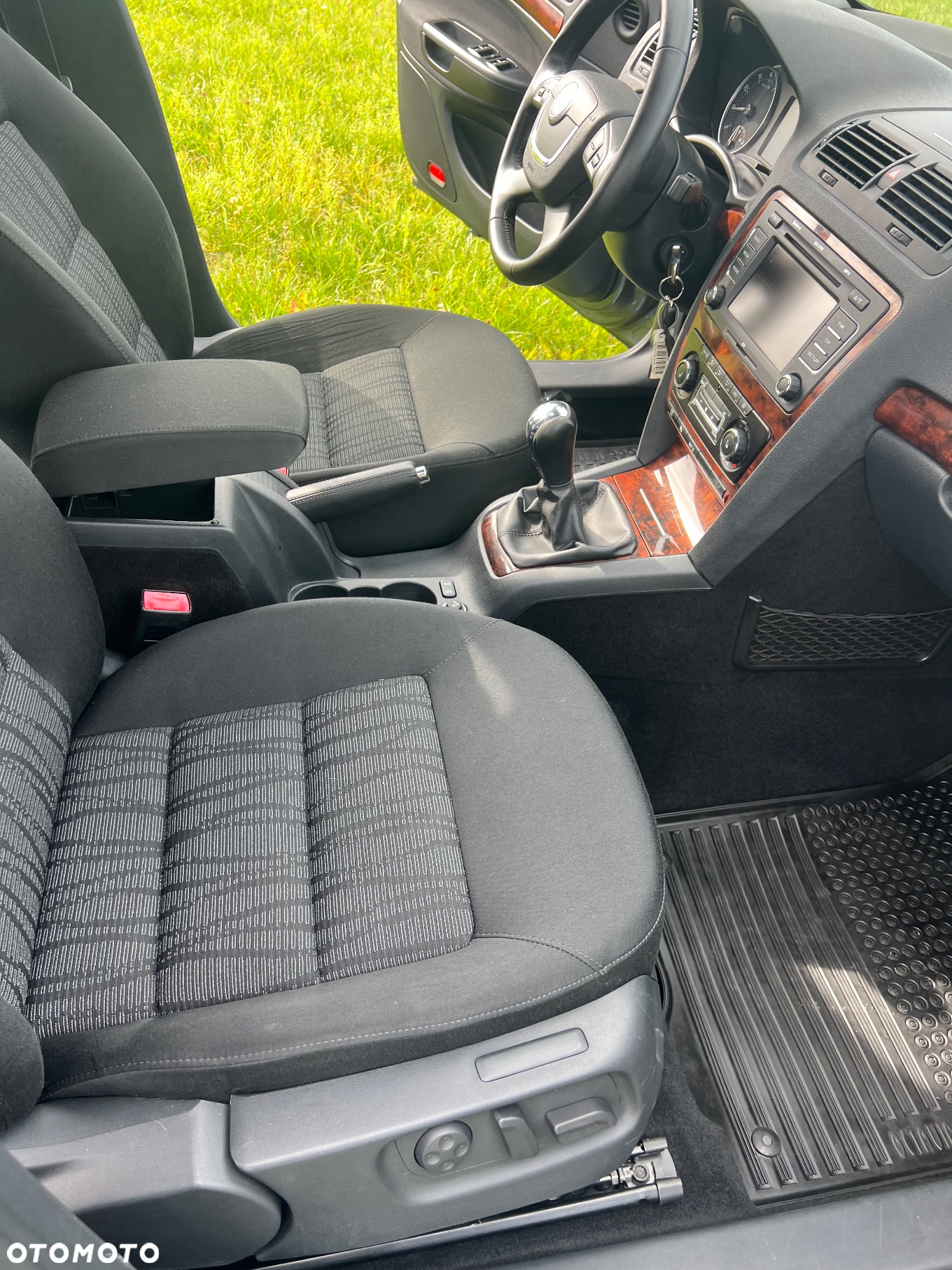 Skoda Octavia 1.8 T FSI L&K - 23