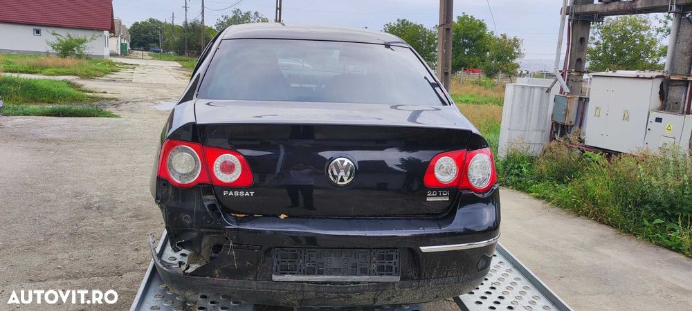 Dezmembrez volkswagen vw passat b6 sedan BMP 4x4  KDL cod culoare LC9X - 3