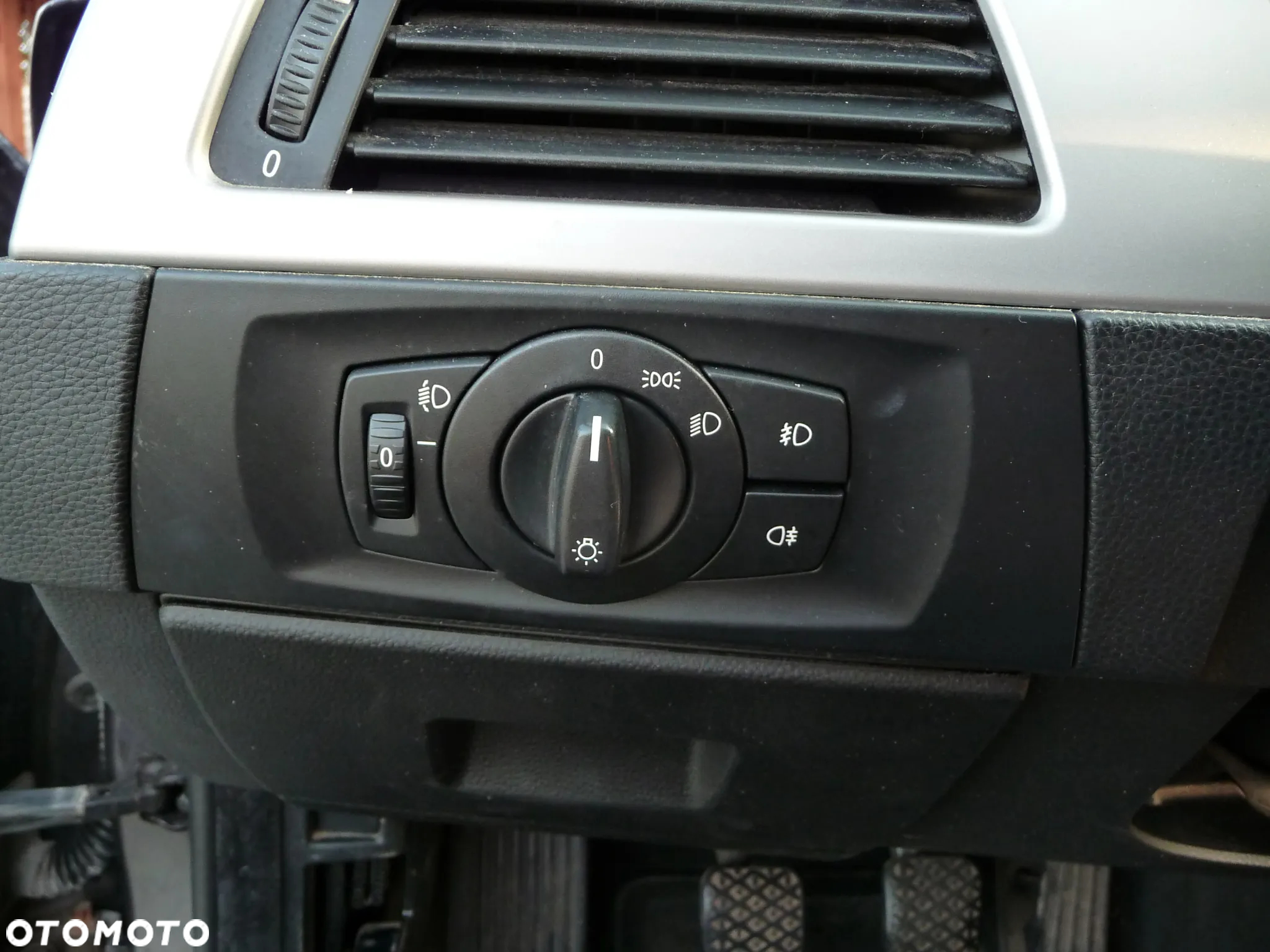 BMW Seria 3 320i - 14