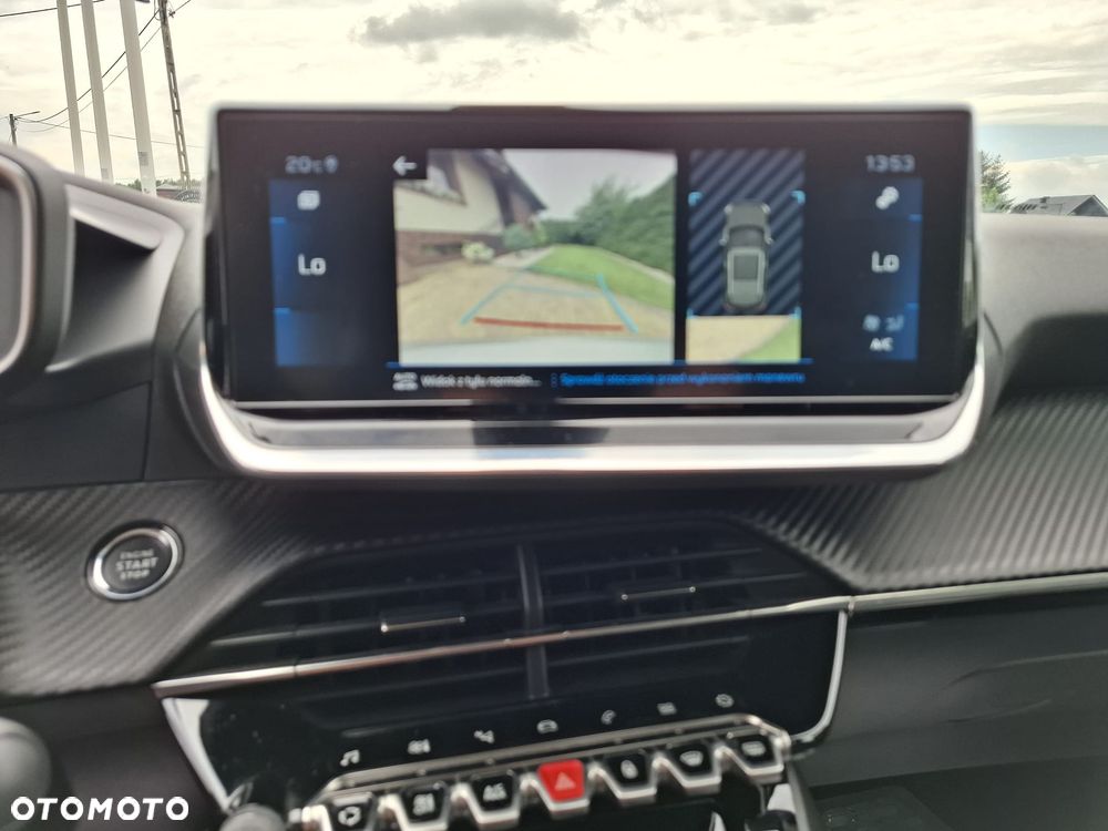 Peugeot 2008 PureTech 130 EAT8 GT - 22