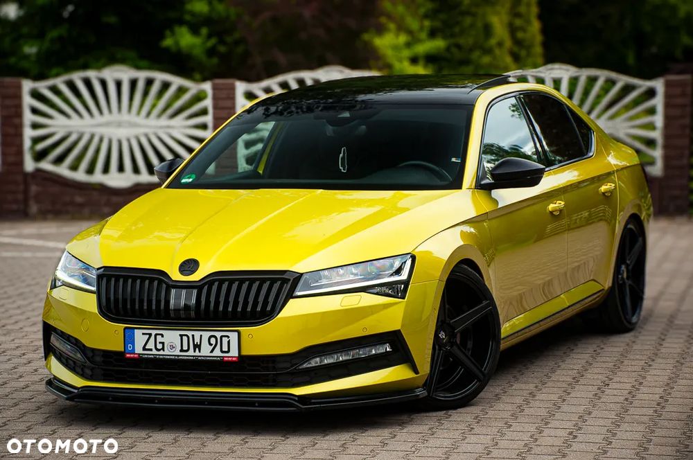 Skoda Superb 2.0 TDI DSG Sportline - 2