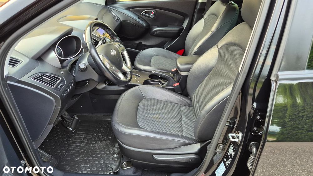 Hyundai ix35 2.0 CRDi 4WD Automatik Style - 12