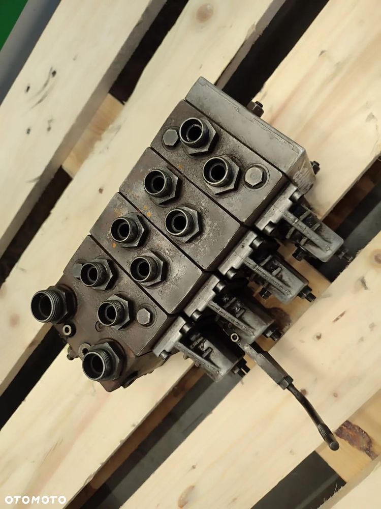 Rozdzielacz hydrauliczny Saufer Danfoss 157B6230 Schaffer - 7