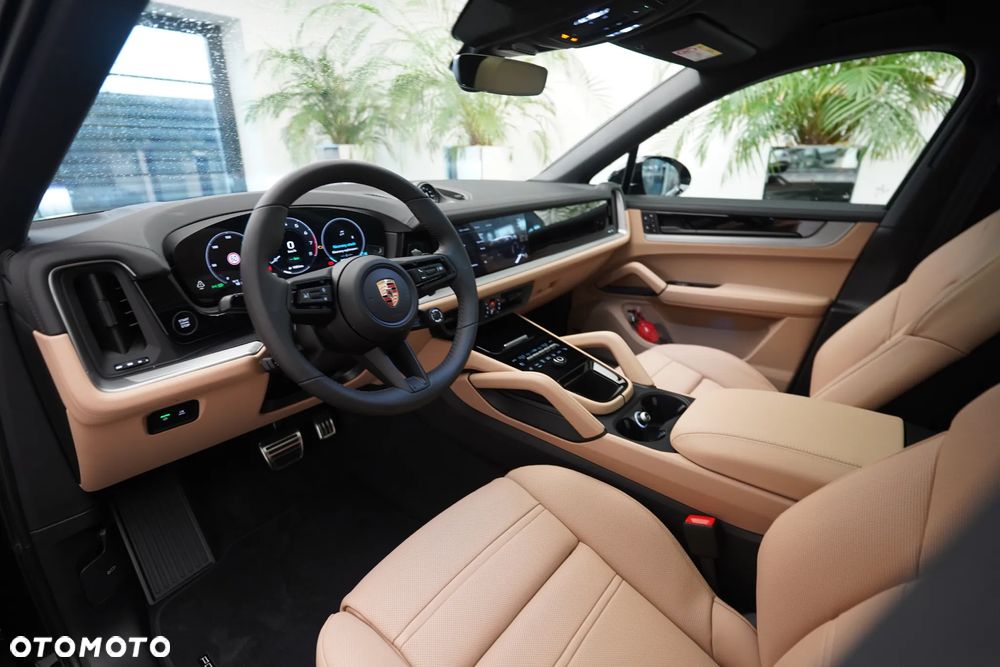 Porsche Cayenne Coupe S E-Hybrid PHEV Black Edition - 8