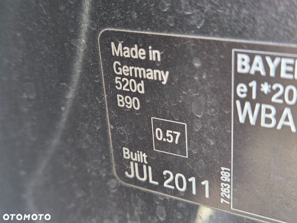 MASKA BMW F10 F11 B90 - 11