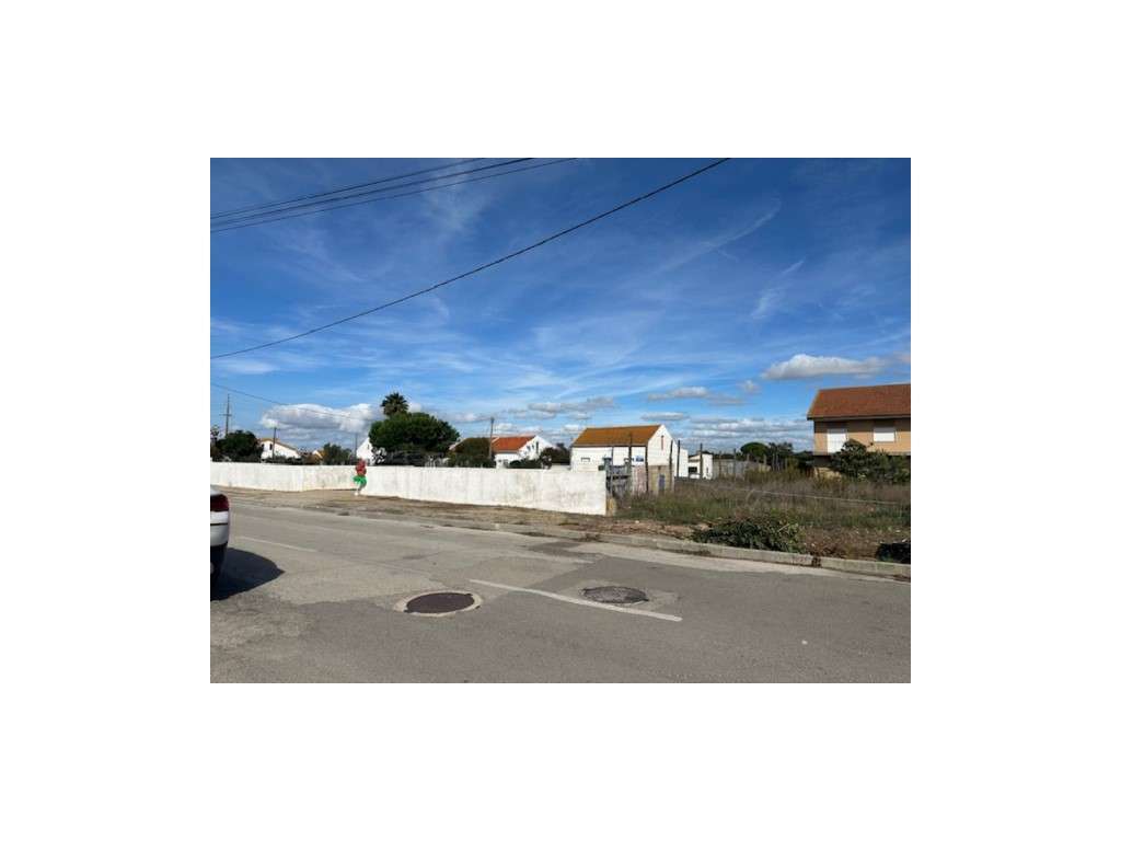 ALCOCHETE - TERRENO MISTO 5012M2 C/ 1 MORADIA C/POSSIBILIDADE DE CO... - Grande imagem: 2/4