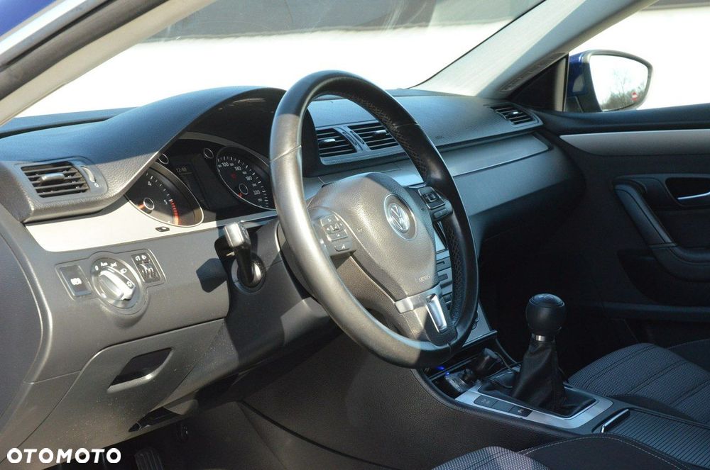 Volkswagen Passat CC 2.0 Blue TDI - 21