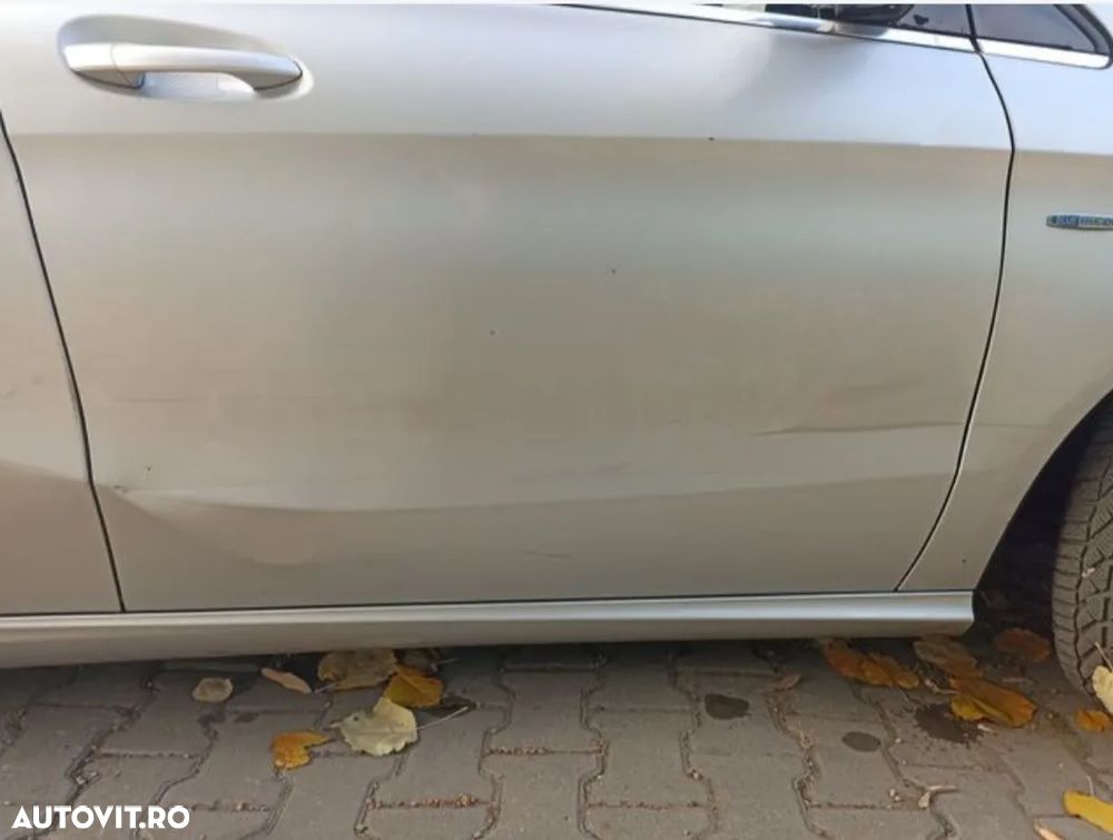 Mercedes-Benz B - 4