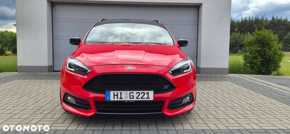 Ford Focus 2.0 EcoBoost ST mit Leder-Exclusiv-Paket - 4