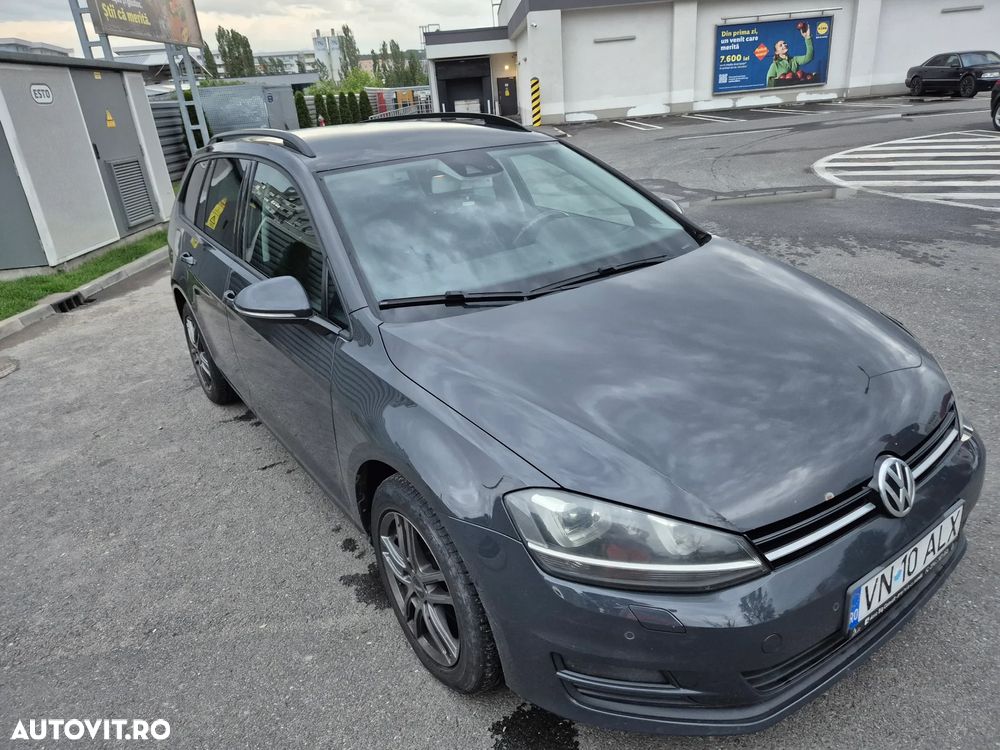 Volkswagen Golf - 11