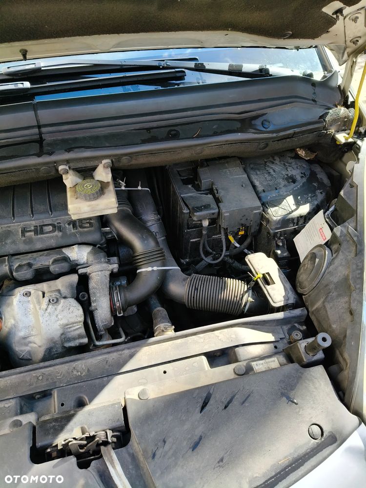Citroën C4 Picasso 1.6 HDi Equilibre - 18