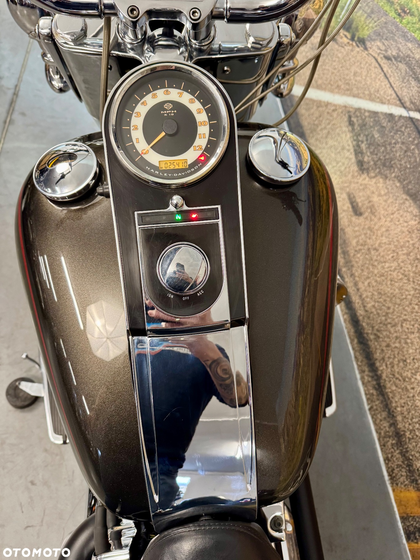 Harley-Davidson Softail Deluxe - 16
