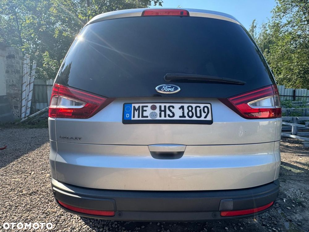 Ford Galaxy - 9