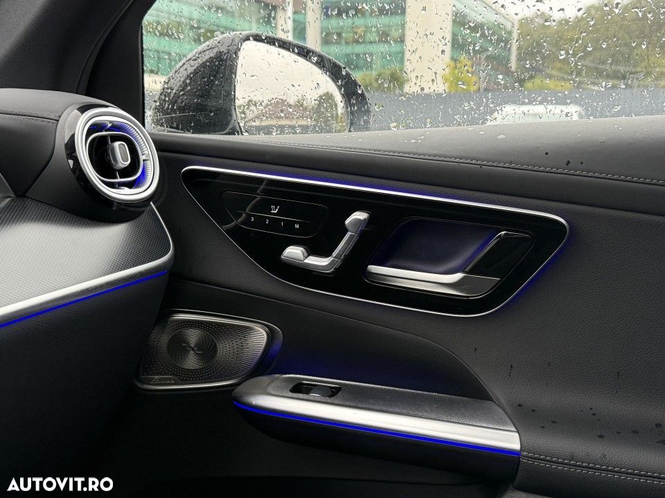 Mercedes-Benz GLC 300 d 4MATIC MHEV - 27