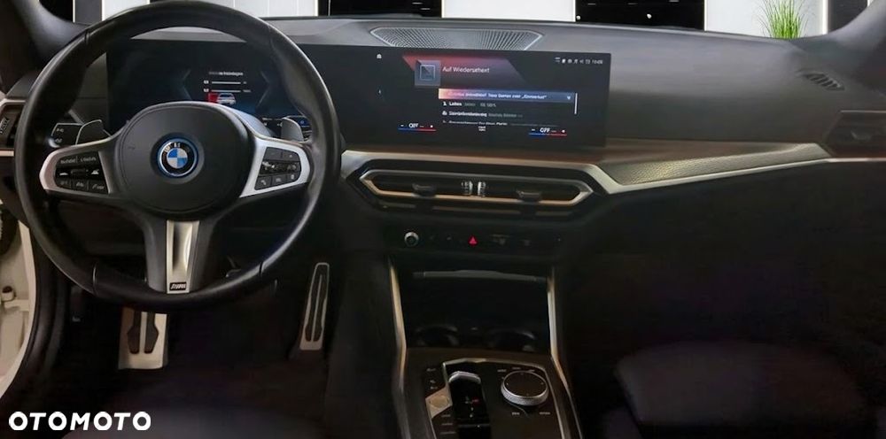 BMW Seria 3 320e PHEV M Sport - 5