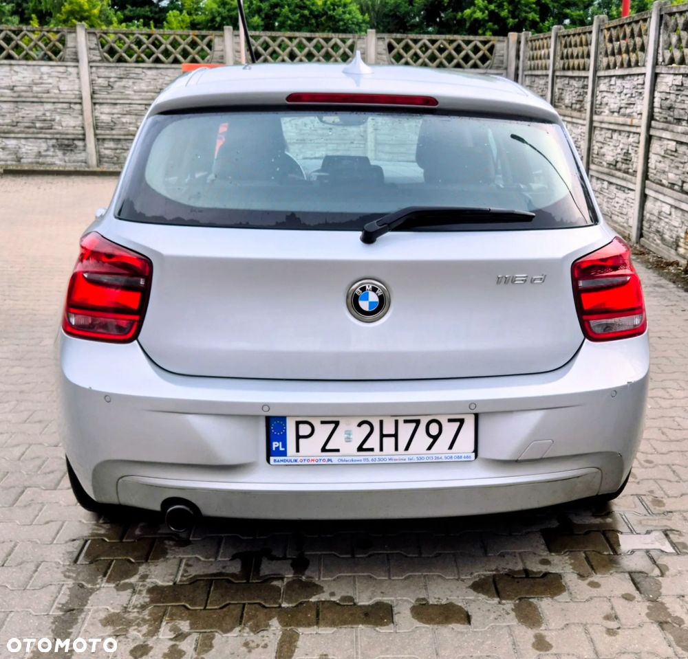 BMW Seria 1 116d EfficientDynamics - 6