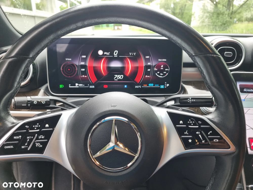 Mercedes-Benz Klasa C 220 d 9G-TRONIC - 32