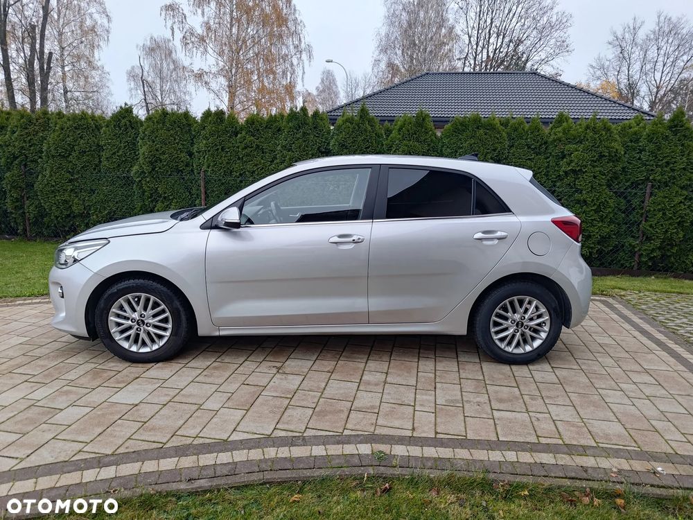 Kia Rio - 2