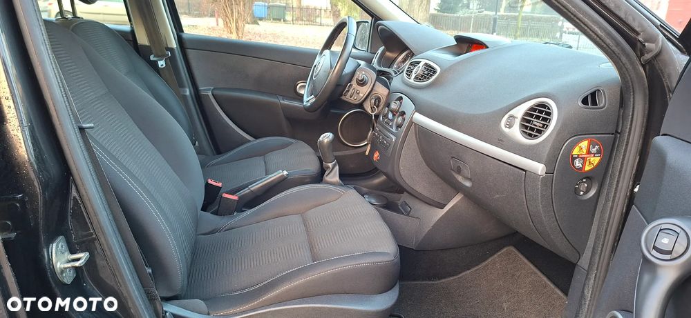 Renault Clio TCe 100 Dynamique - 31